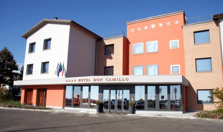 Hotel Don Camillo Brescello Exterior foto